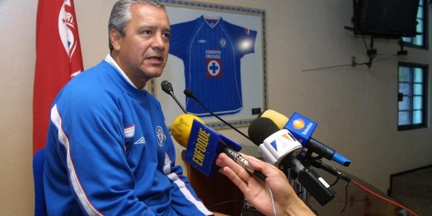 José Luis Trejo confirms talks with Cruz Azul to become a new coach