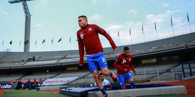 The reasons given by Cruz Azul for looking at Jonathan Rodríguez’s possible antics