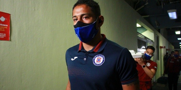 Luis Romo is dedicated to Cruz Azul fans to show on the field and not with words