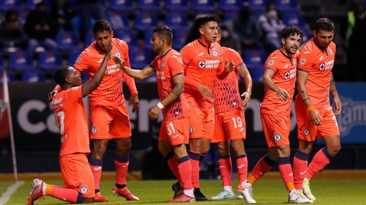 Bryan Angulo firmó el gol del empate para Cruz Azul contra Puebla.