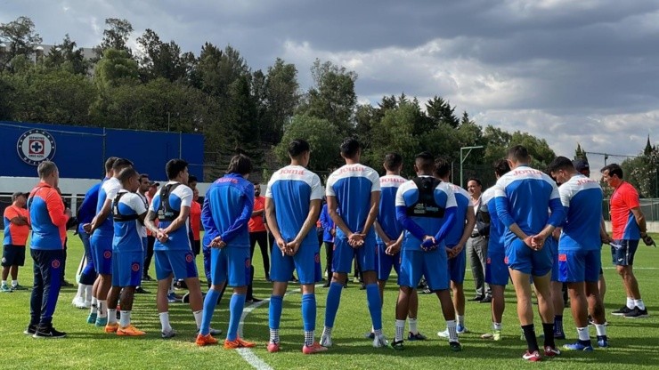 Cruz Azul confirmó a su primer refuerzo en su primer día de entrenamiento.