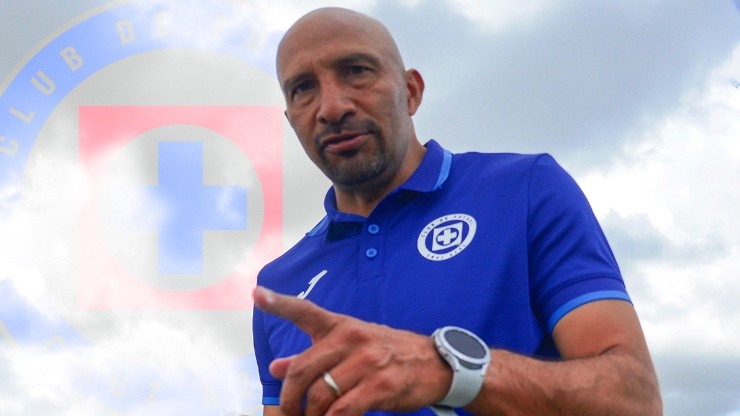 El Conejo Pérez se perfila para asumir el cargo de director deportivo en Cruz Azul.