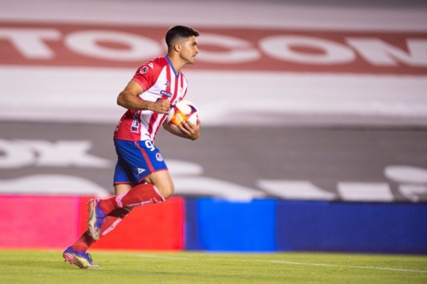 Nicolás Ibáñez es el goleador del San Luis